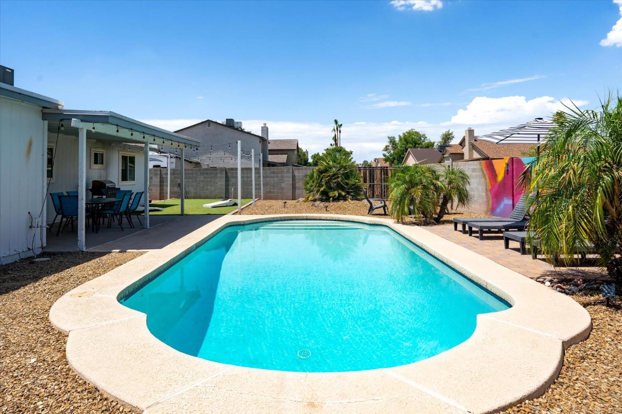 Mini Golf Fire Pit Pool Game Room Chandler Luaran gambar