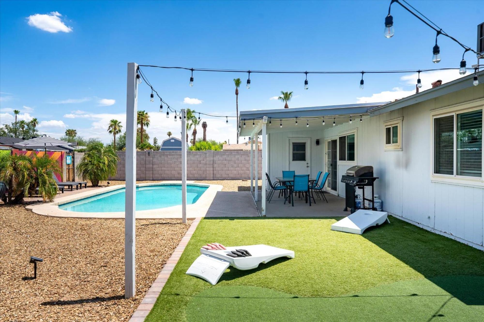Mini Golf Fire Pit Pool Game Room Chandler Luaran gambar